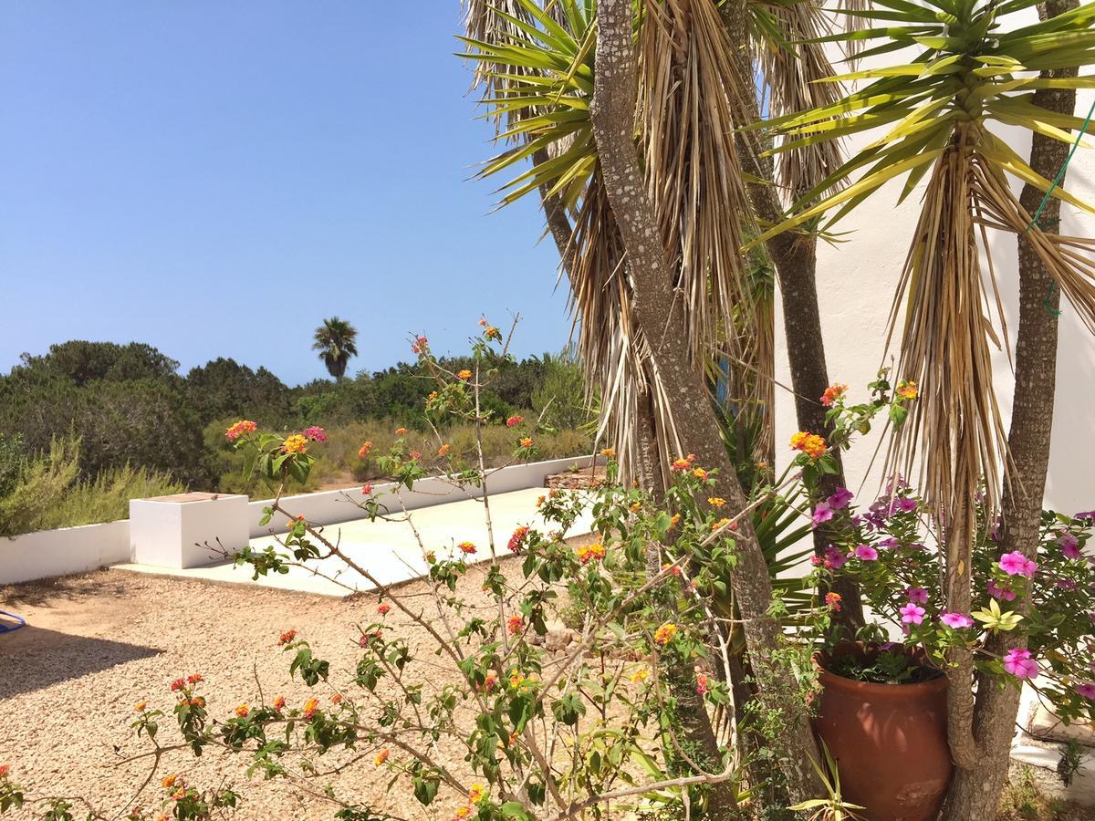 Apartamentos Laura Playa de Migjorn Exterior foto